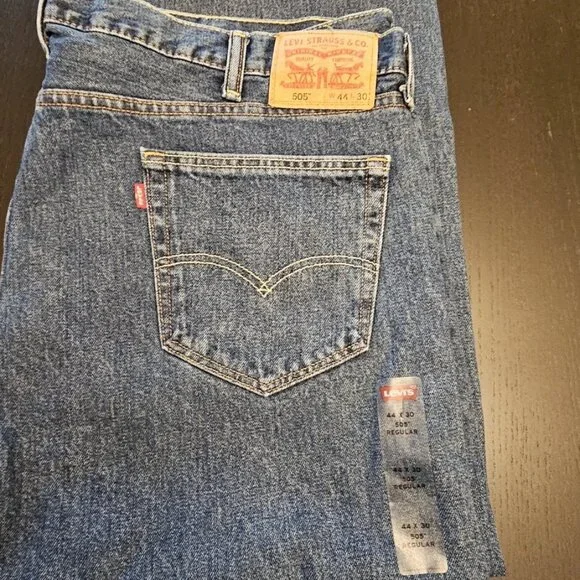 Levi 505 Men's Size 44 x 30 New without Tags! - Picture 3 of 6